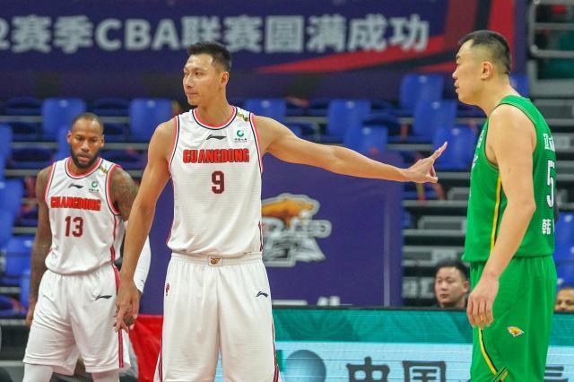 kaiyun-辽粤相逢毒奶先行 杜锋杨鸣互赞对方阵容豪华