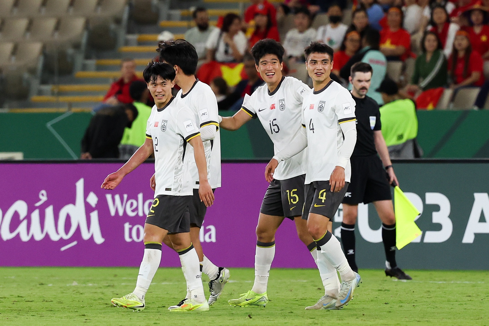 开云体育-媒体人：无论结果，安东尼奥是本世纪米卢里皮之外最成功的外教