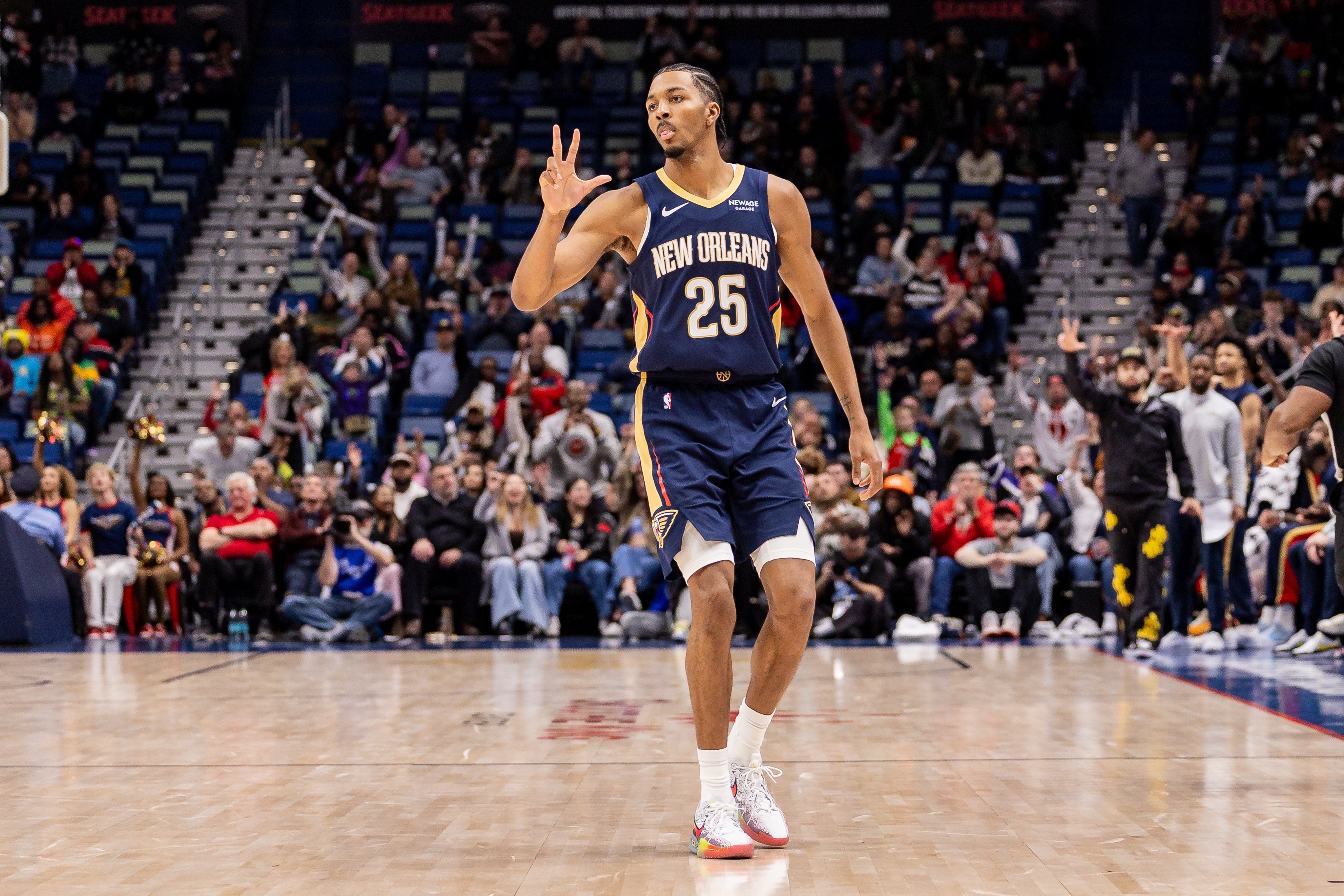 开云体育下载-攻防俱佳！墨菲15中9砍下32分3板3助3断 罚球12中12