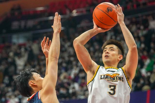 kaiyun体育官网-阵容深度全联盟无可匹敌 辽宁连战连捷锐不可当